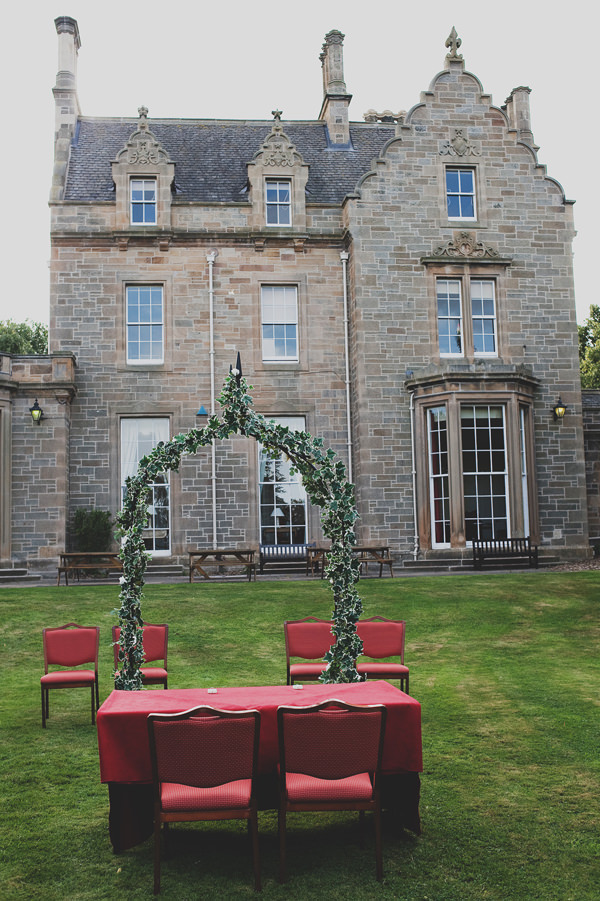 Simple Intimate Budget Wedding http://www.annaurban.com/