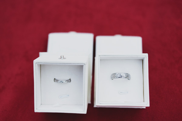 rings Simple Intimate Budget Wedding http://www.annaurban.com/