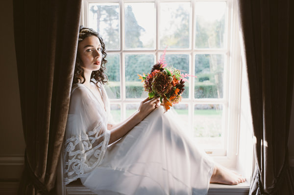 Woodland Boho Wedding Ideas http://www.karenflowerphotography.com/