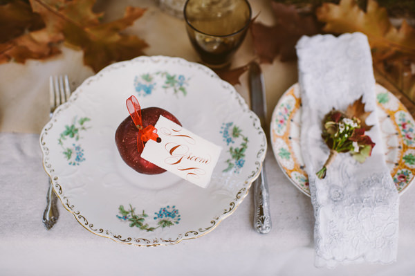 Woodland Boho Wedding Ideas http://www.karenflowerphotography.com/