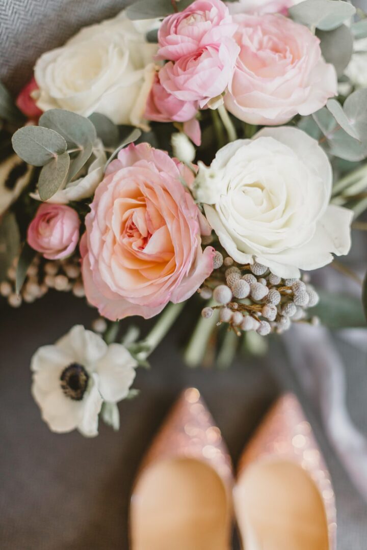 Winter Wedding Flowers Ideas Silver Brunia Amy Lou Photography