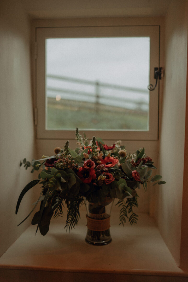 Winter Wedding Flowers Red Bouquet Belle Art Photography