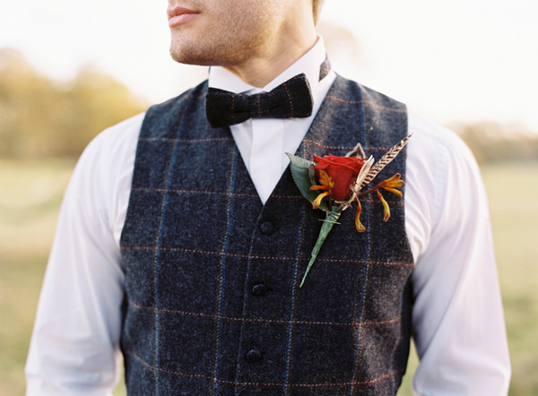 Tartan Groom Bow Tie Rustic Christmas Wedding Ideas http://www.victoriaphippsphotography.co.uk/