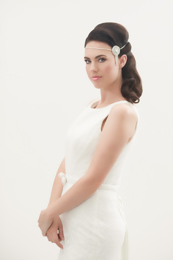 Model-shot-Ava_Browband-ú95_www.crystalbridalaccessories.co.uk