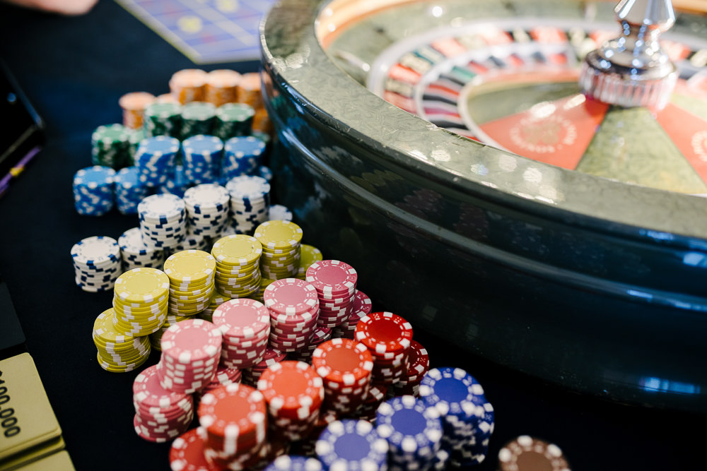 Wedding Game Ideas Casino Aden Priest Photography