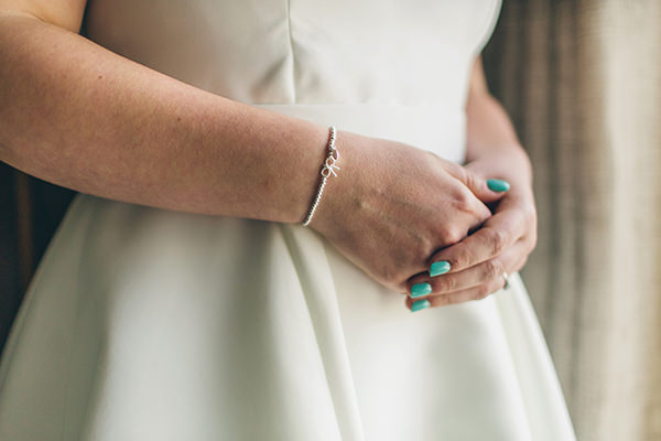 1950s Spring Village Fete Wedding Mint Nails Bride http://www.lifelinephotography.co.uk/