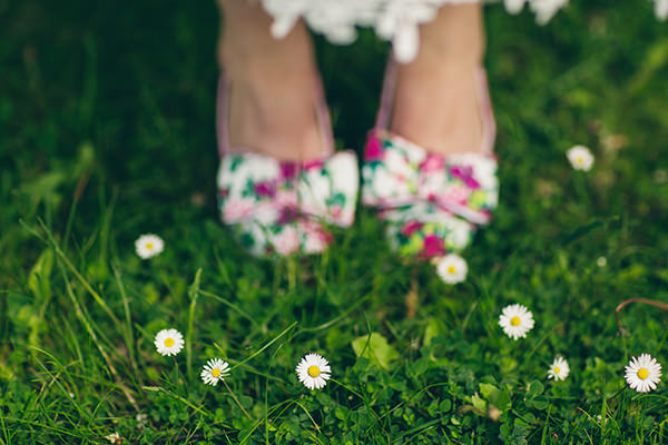 1950s Spring Village Fete Wedding Shoes Bride http://www.lifelinephotography.co.uk/