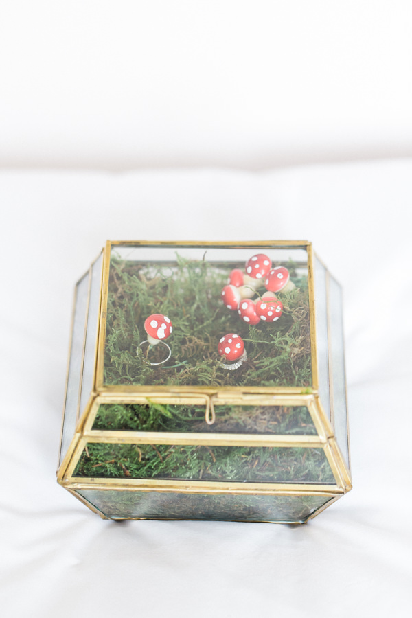 Whimsical Woodland Fairytale Wedding Terranium Ring Box http://www.lisadawn.co.uk/