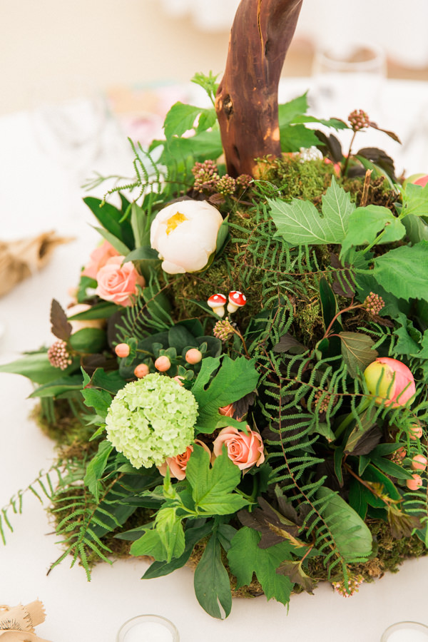 Whimsical Woodland Fairytale Wedding http://www.lisadawn.co.uk/