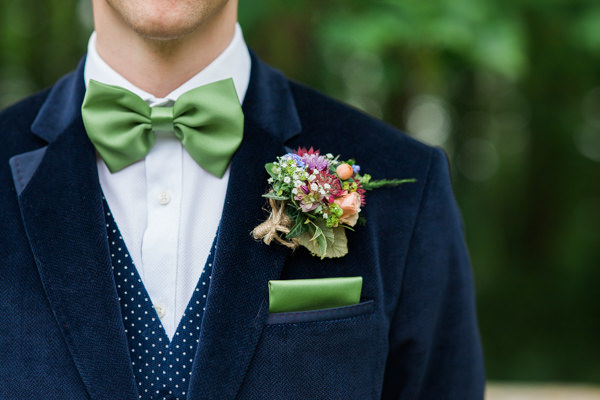 Whimsical Woodland Fairytale Wedding http://www.lisadawn.co.uk/