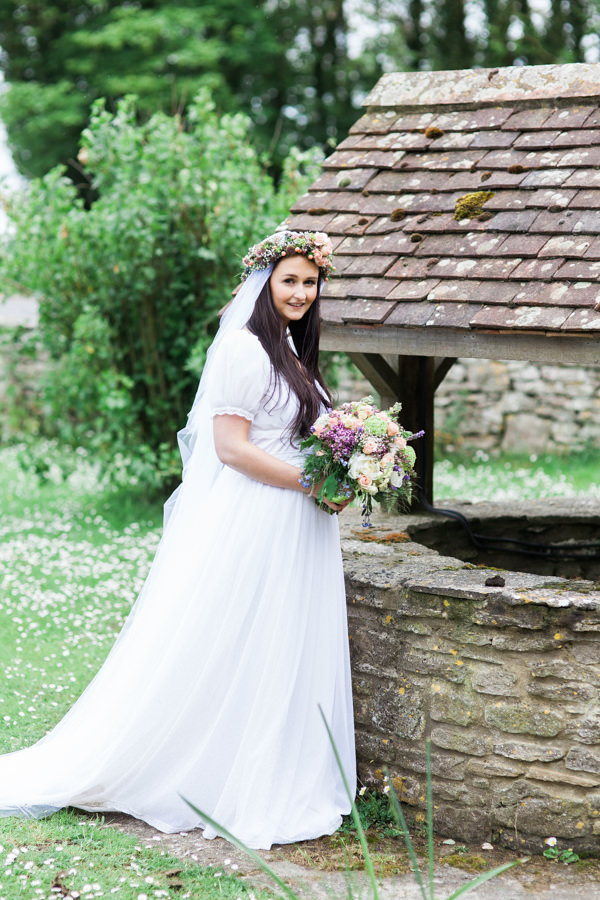Whimsical Woodland Fairytale Wedding http://www.lisadawn.co.uk/