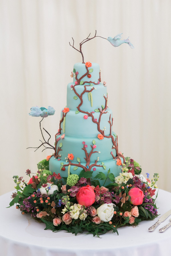Whimsical Woodland Fairytale Wedding Cake http://www.lisadawn.co.uk/