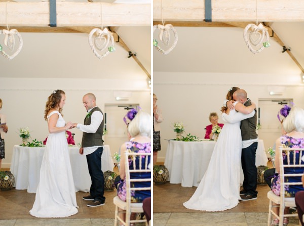 Natural Rustic Daisy Wedding http://www.camillaarnholdphotography.com/