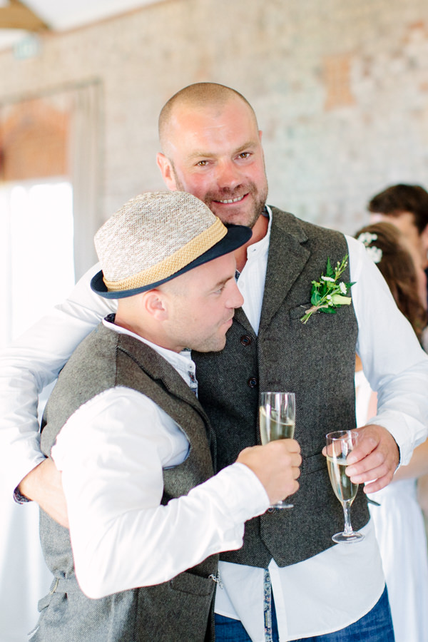 Natural Rustic Daisy Wedding http://www.camillaarnholdphotography.com/
