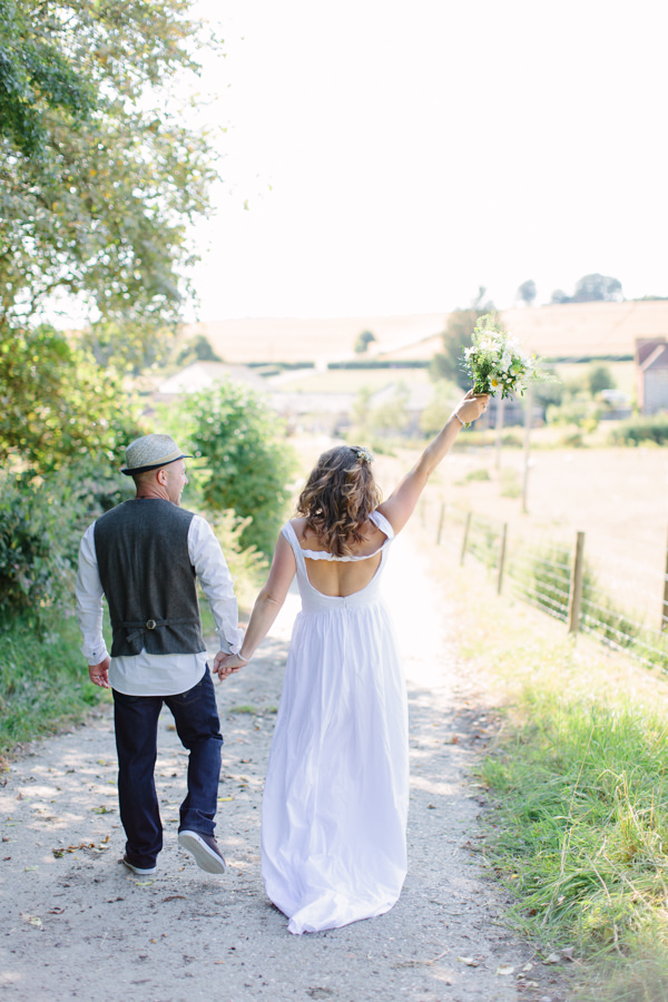 Natural Rustic Daisy Wedding http://www.camillaarnholdphotography.com/