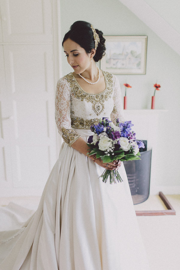 Alfred Angelo Dress Bride Lace Top Beautiful English Indian Wedding http://www.scuffinsphotography.com/
