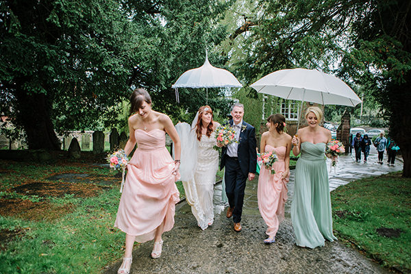 Bohemian Outdoor Tipi Wedding http://www.sarahjanesphotography.co.uk/