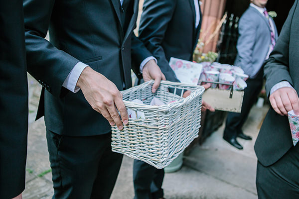 Bohemian Outdoor Tipi Wedding http://www.sarahjanesphotography.co.uk/