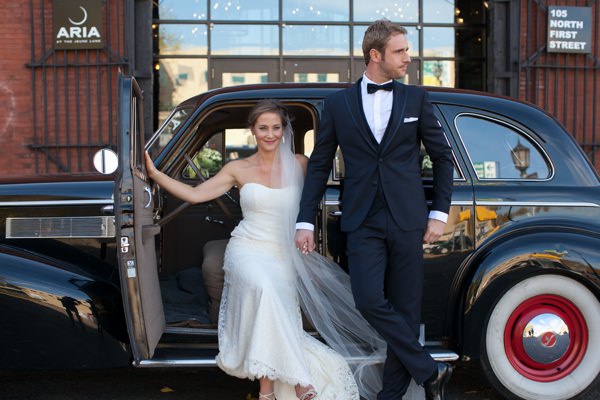 Simple Elegant Black Tie Minnesota Wedding http://www.erinjohnsonphotoblog.com/