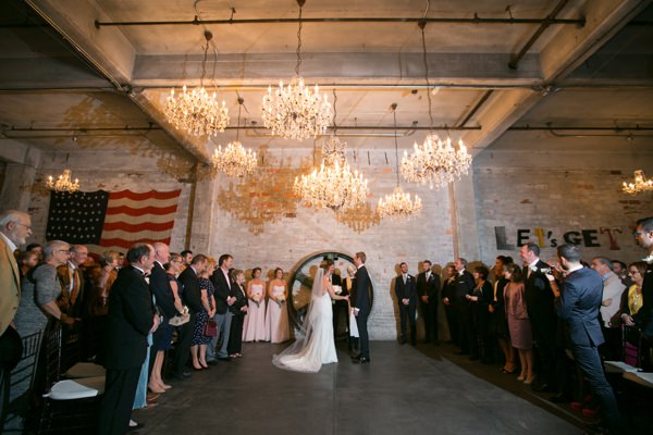 Simple Elegant Black Tie Minnesota Wedding http://www.erinjohnsonphotoblog.com/