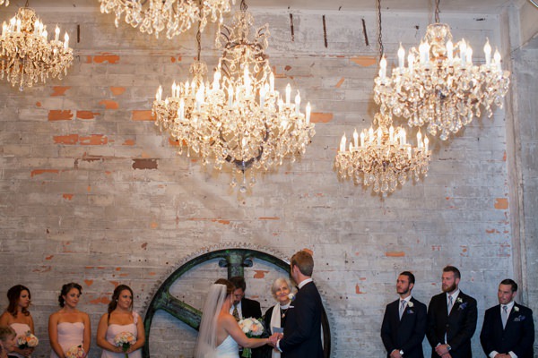Simple Elegant Black Tie Minnesota Wedding http://www.erinjohnsonphotoblog.com/