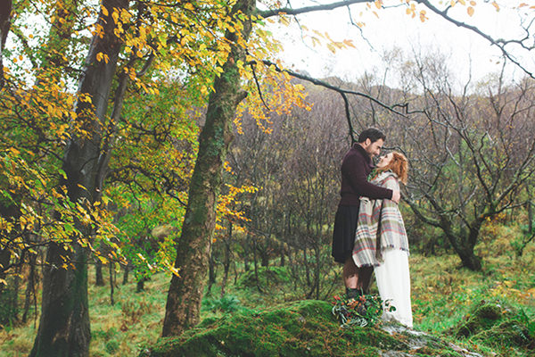 Handfasting Elopement Inspiration in the Scottish Wilderness http://www.photographychantal.co.uk/