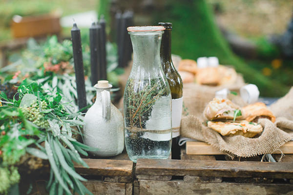 Handfasting Elopement Inspiration in the Scottish Wilderness http://www.photographychantal.co.uk/