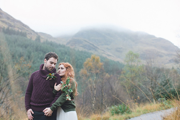 Handfasting Elopement Inspiration in the Scottish Wilderness http://www.photographychantal.co.uk/