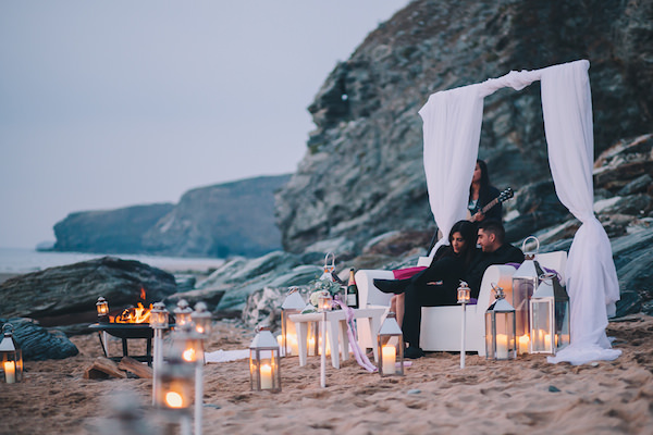 Romantic Sunset Cornwall Beach Proposal http://www.traversandbrown.co.uk/