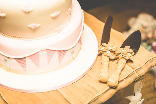 Vintage Tea Party Tipi Wedding http://lovethatsmilephotography.com/