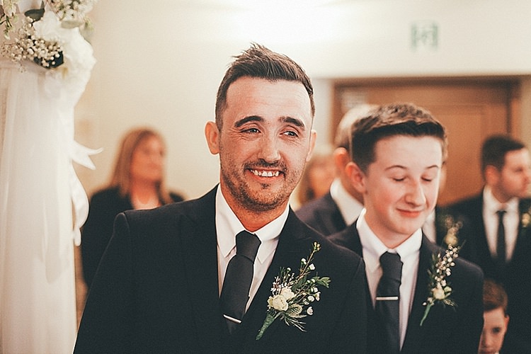 Whimsical Green White Fairy Lights Winter Wedding http://jesspetrie.com/