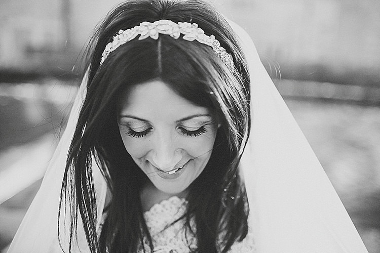 Whimsical Green White Fairy Lights Winter Wedding http://jesspetrie.com/