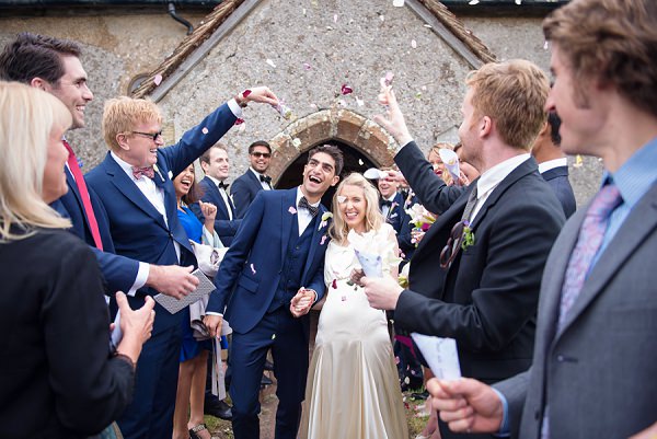 Stylish Modern Monochrome Village Hall Wedding http://www.sarareeve.com/