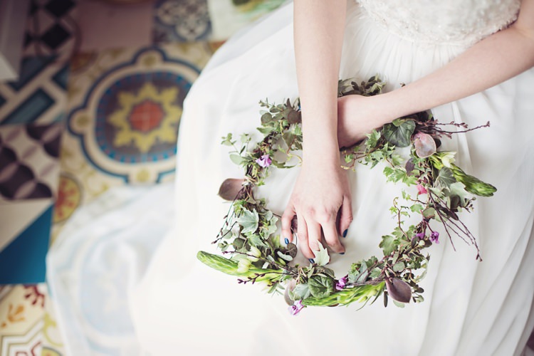 Flower Foliage Wreath Bride Bridal Eccentric Flower Fairy Rustic Woodland Glitter Pink Dip Die Fairy Lights Wedding Ideas Editorial Bridal http://www.tireedawson.co.uk/