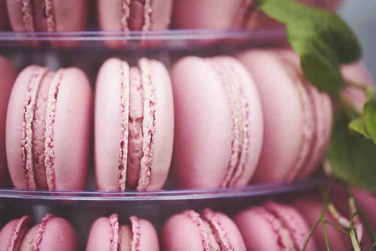 Macaron Pink Ombre Eccentric Flower Fairy Rustic Woodland Glitter Pink Dip Die Fairy Lights Wedding Ideas Editorial Bridal http://www.tireedawson.co.uk/