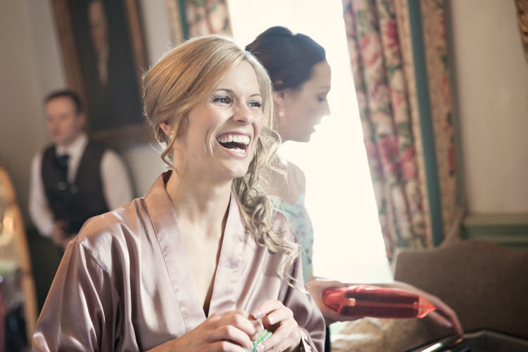 Classic Chic Simple Elegant Champagne Wedding Kent http://kerryannduffy.com/