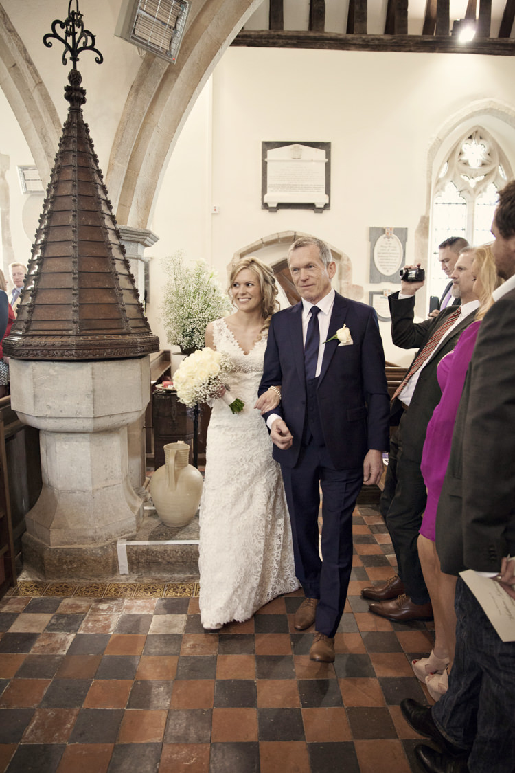 Classic Chic Simple Elegant Champagne Wedding Kent http://kerryannduffy.com/