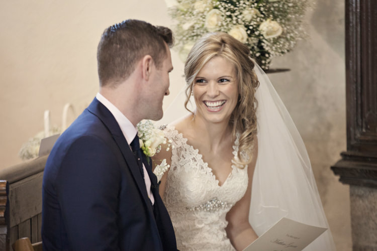 Classic Chic Simple Elegant Champagne Wedding Kent http://kerryannduffy.com/