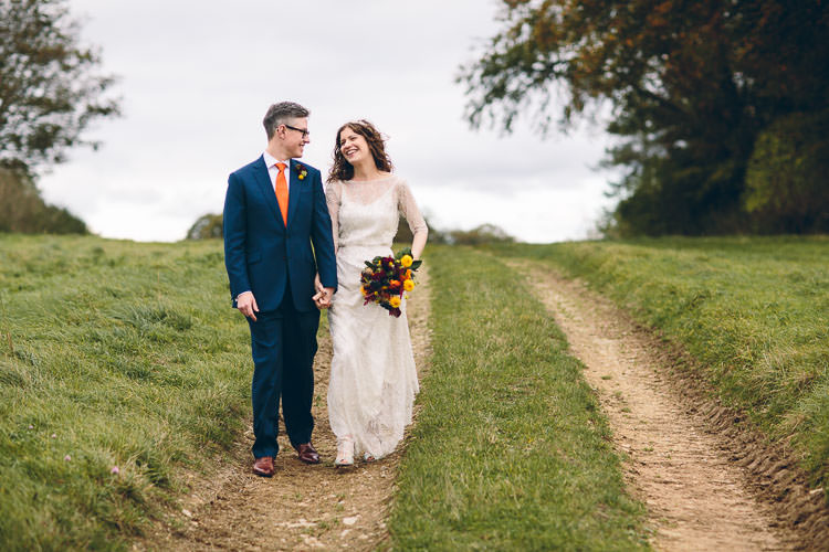 Cotswolds Barn Laid Back Stylish Wedding http://albertpalmerphotography.com/