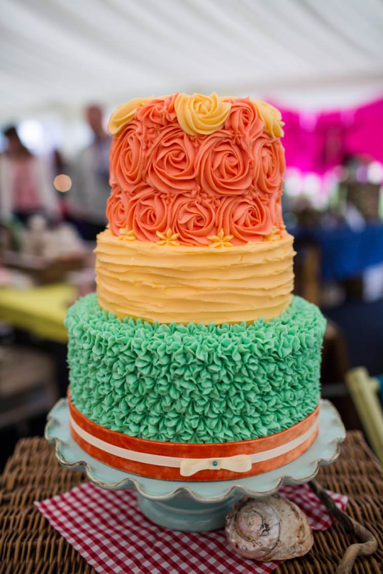 Multicoloured Butter Cream Cake MinkieMoo Bakery Tie The Knot Wedding Carnival Hertfordshire Fair Event http://www.binkynixon.com/