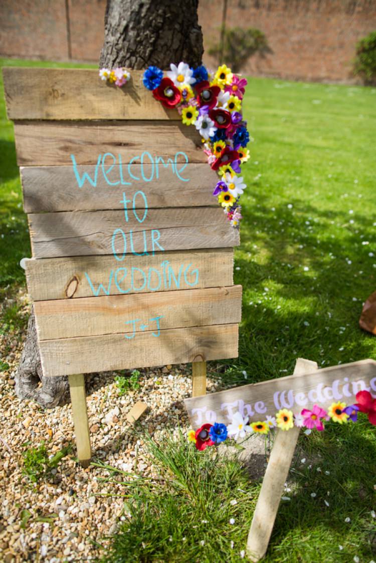 Tie The Knot Wedding Carnival Hertfordshire Fair Event http://www.binkynixon.com/