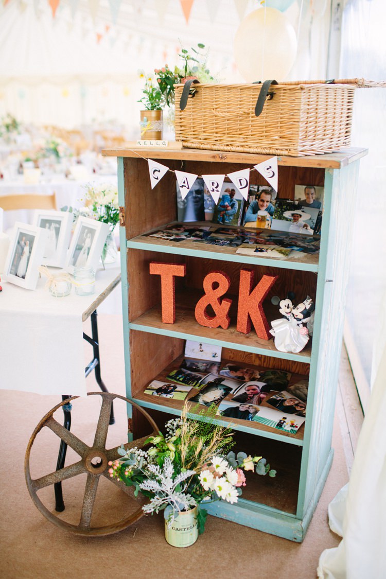 Quaint Home Made Farm Big Party Wedding http://www.emmacasephotography.com/