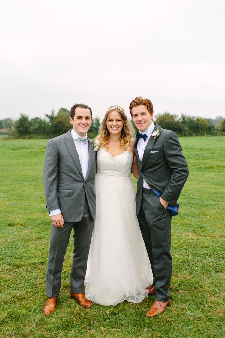 Quaint Home Made Farm Big Party Wedding http://www.emmacasephotography.com/