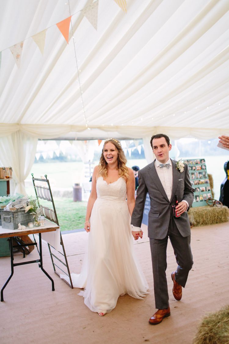 Quaint Home Made Farm Big Party Wedding http://www.emmacasephotography.com/
