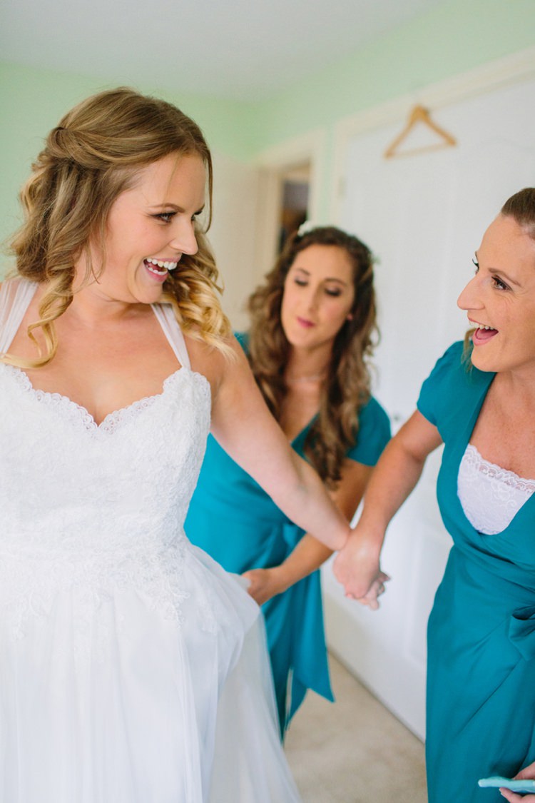 Quaint Home Made Farm Big Party Wedding http://www.emmacasephotography.com/