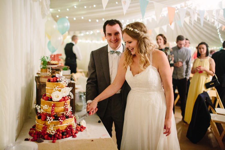 Quaint Home Made Farm Big Party Wedding http://www.emmacasephotography.com/