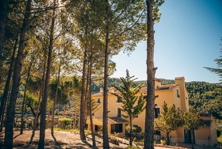 Honeymoon Guide 2015 Ideas Advice La Escondida_ Spain_ Mr & Mrs Smith (1)