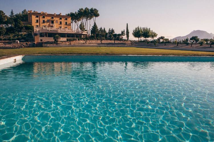 Honeymoon Guide 2015 Ideas Advice La Escondida_ Spain_ Mr & Mrs Smith (3)