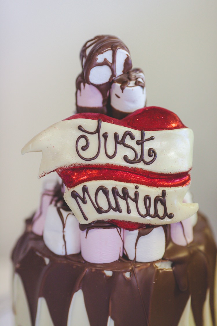 Choccywoccydoodah Chocolate Drop Mashmallow Cake Retro 1950s Superhero Diner Wedding http://www.cherryredphotography.co.uk/