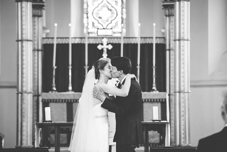 Fun Enchantment Under The Sea Dance Blue London Wedding http://bigbouquet.co.uk/